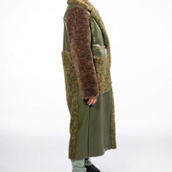 PLUS COMBO STYLE LONG PATENT TRENCH COAT WITH FUR TRIM ( BRAND NEW !!!!!! ) - Picture 4 of 7